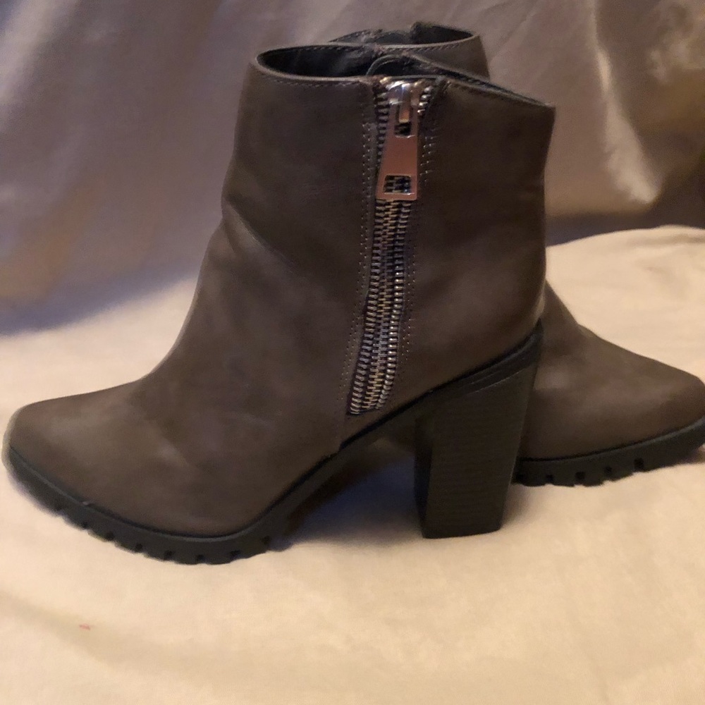 Olive booties, like new